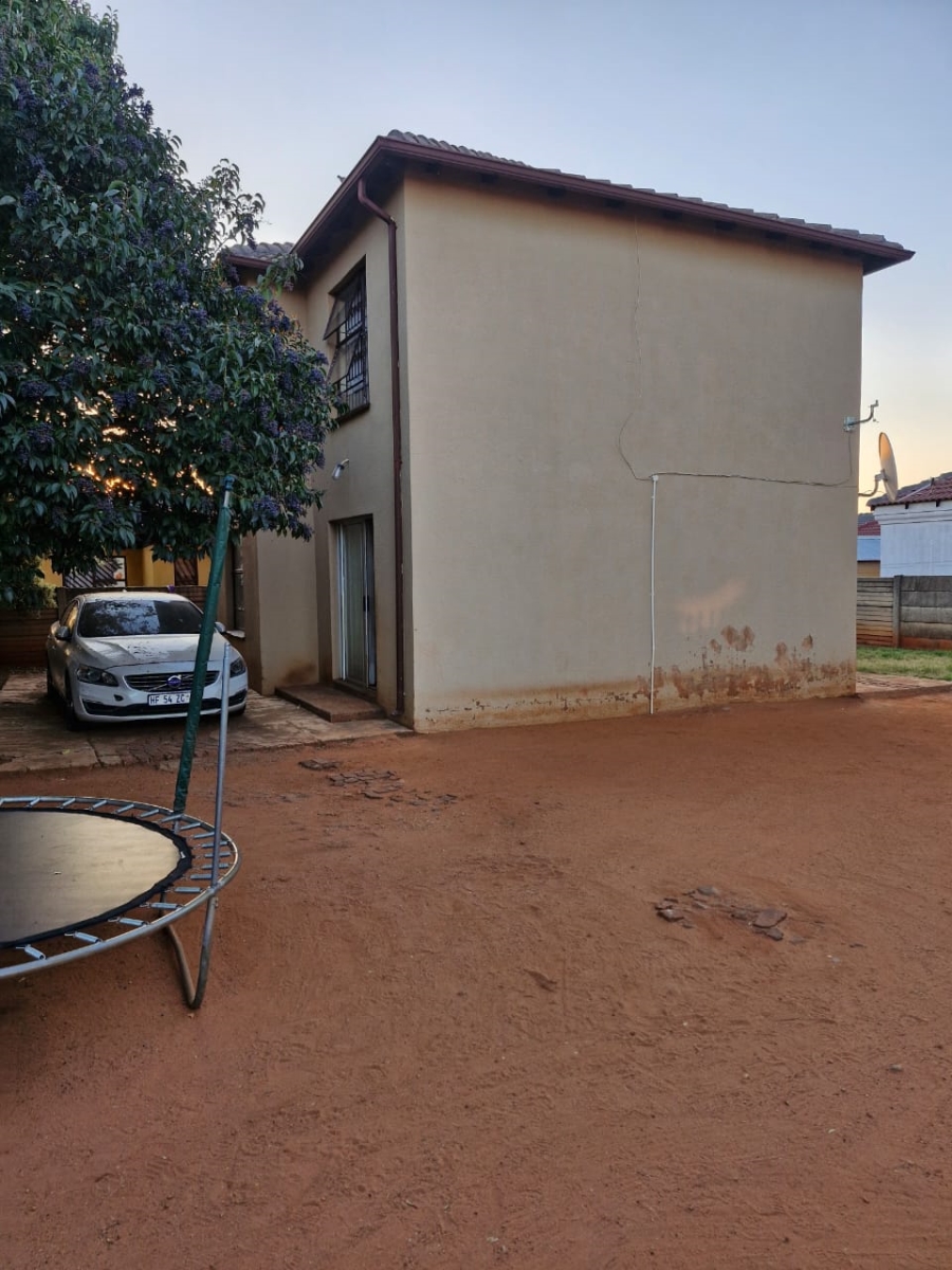 3 Bedroom Property for Sale in The Orchards Gauteng