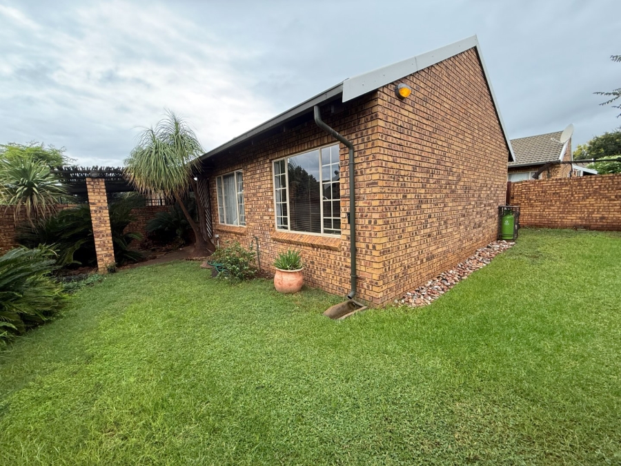 3 Bedroom Property for Sale in Highveld Gauteng