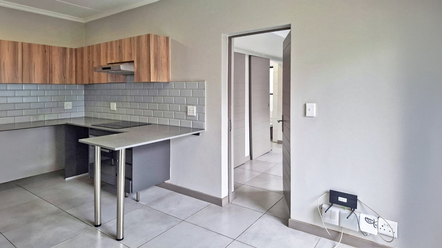 To Let 1 Bedroom Property for Rent in Waterfall Gauteng