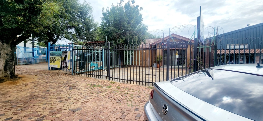  Bedroom Property for Sale in Silverton Gauteng