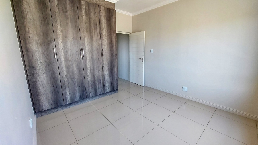 To Let 2 Bedroom Property for Rent in Crowthorne AH Gauteng