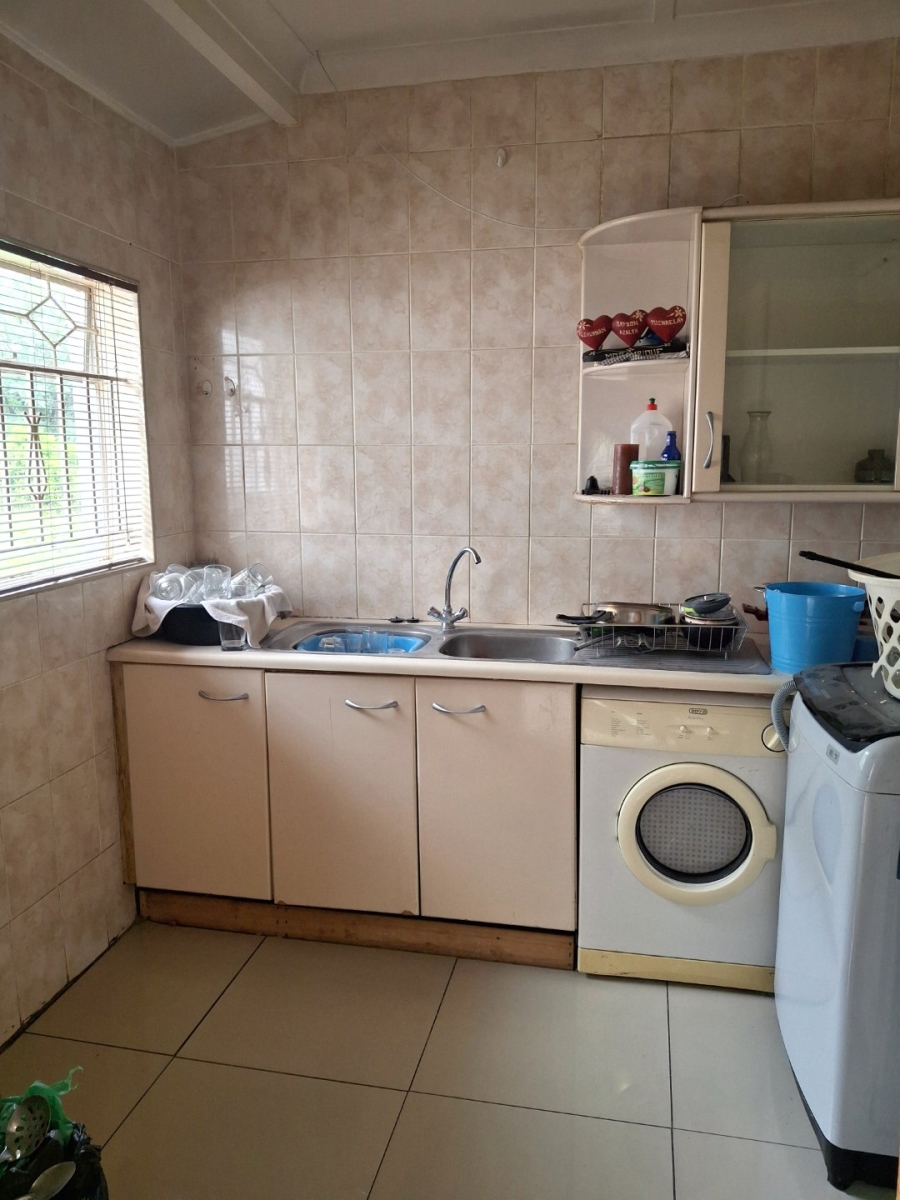 3 Bedroom Property for Sale in Lombardy East Gauteng