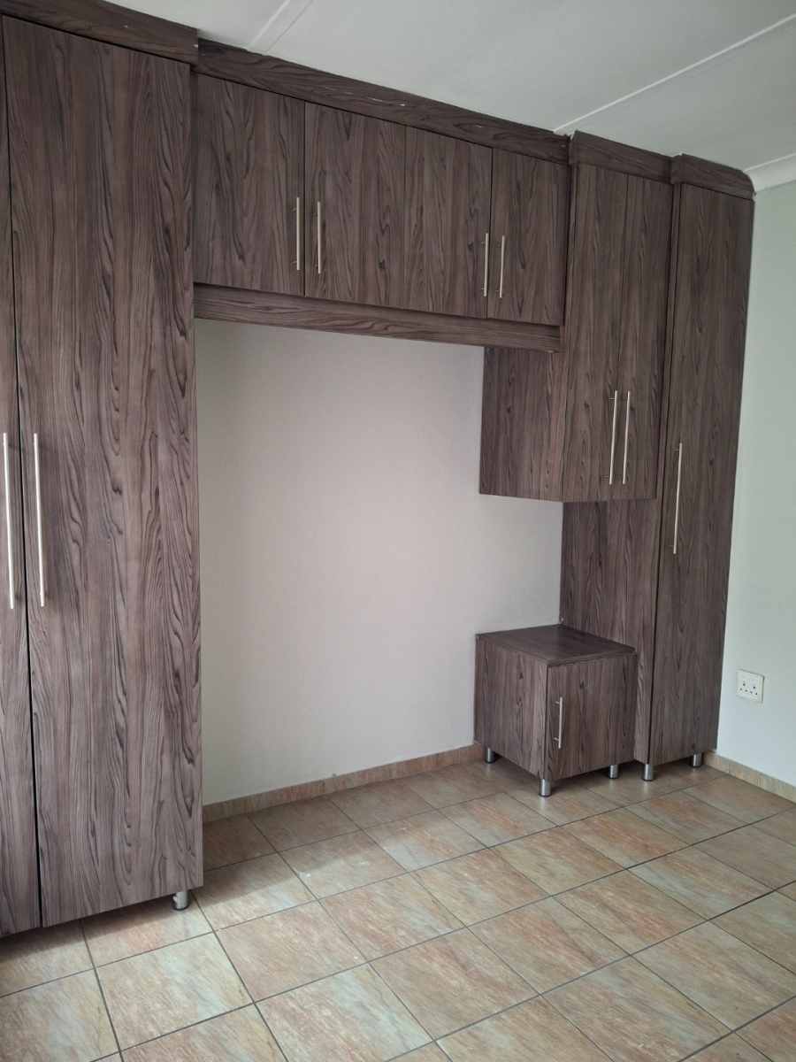 3 Bedroom Property for Sale in Lombardy East Gauteng