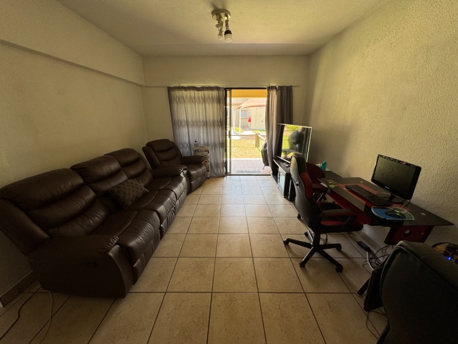 2 Bedroom Property for Sale in Pomona Gauteng