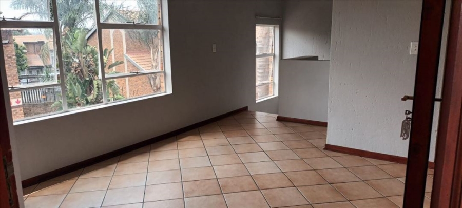 3 Bedroom Property for Sale in Glen Marais Gauteng