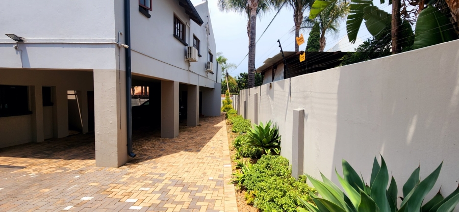  Bedroom Property for Sale in Moreleta Park Gauteng