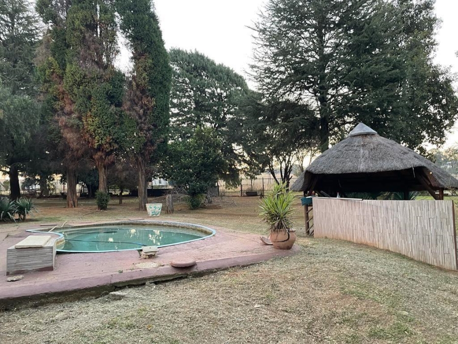 7 Bedroom Property for Sale in Elandsfontein Gauteng