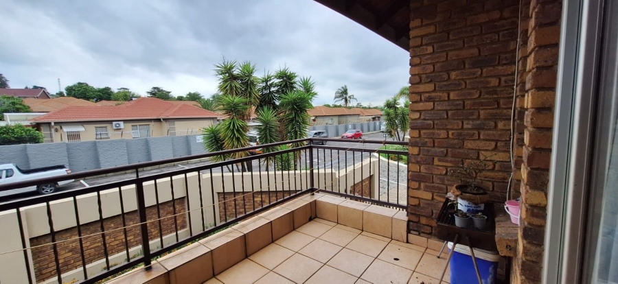 2 Bedroom Property for Sale in Birchleigh Gauteng