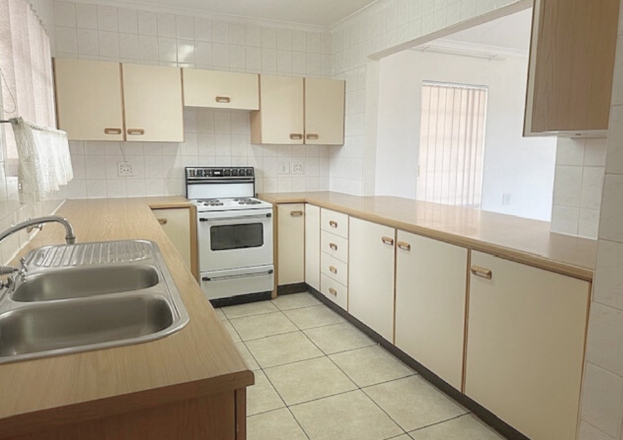 3 Bedroom Property for Sale in Noordheuwel Gauteng