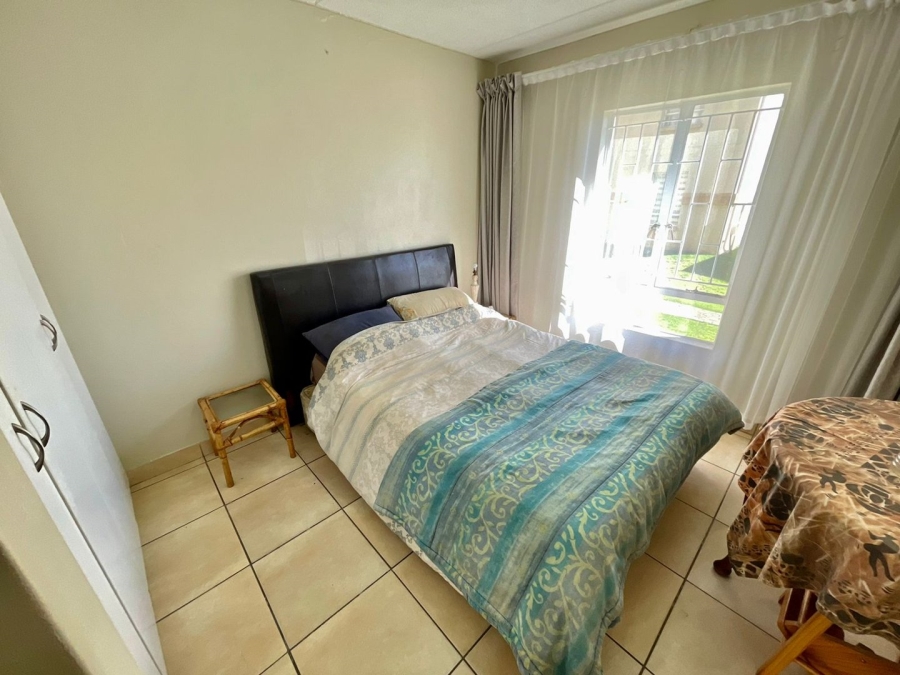 1 Bedroom Property for Sale in Ormonde View Gauteng