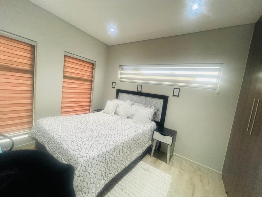 To Let 3 Bedroom Property for Rent in Crowthorne AH Gauteng