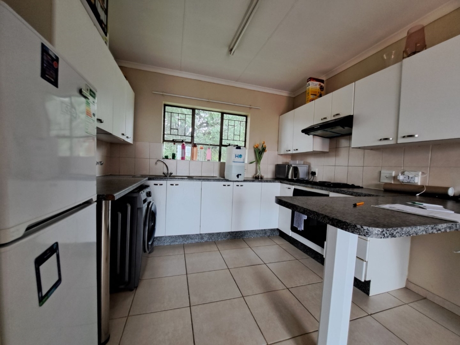 2 Bedroom Property for Sale in Amorosa Gauteng