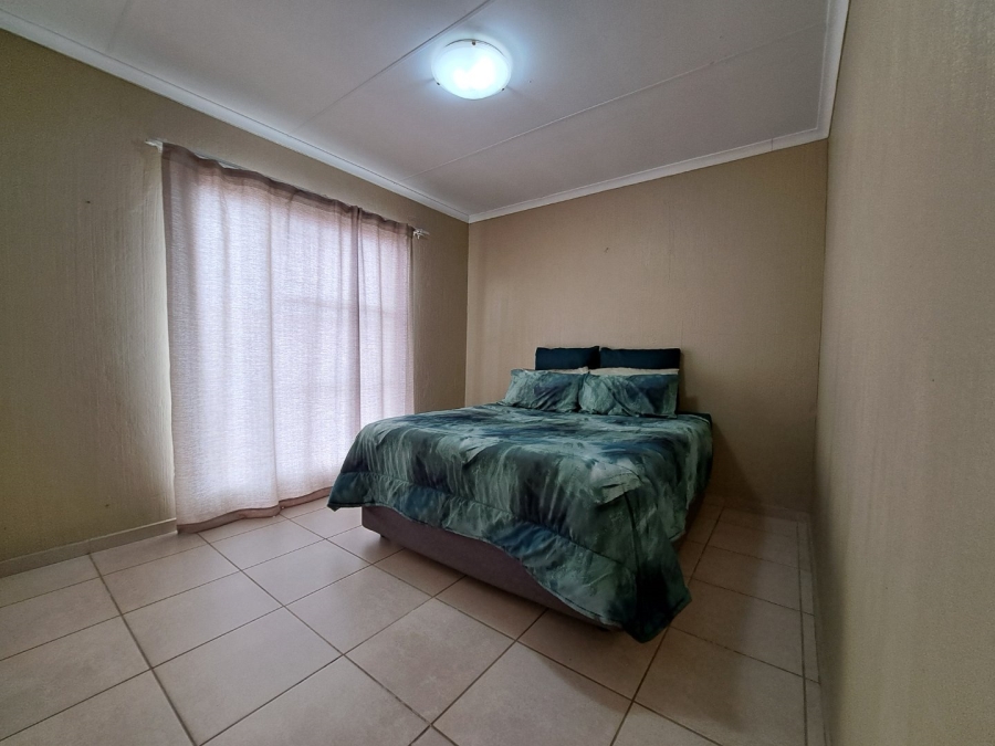 2 Bedroom Property for Sale in Amorosa Gauteng