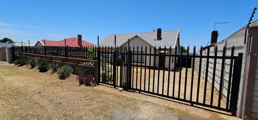 3 Bedroom Property for Sale in Gerdview Gauteng