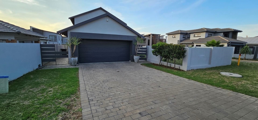 3 Bedroom Property for Sale in Zambezi Manor Lifestyle Estate Gauteng