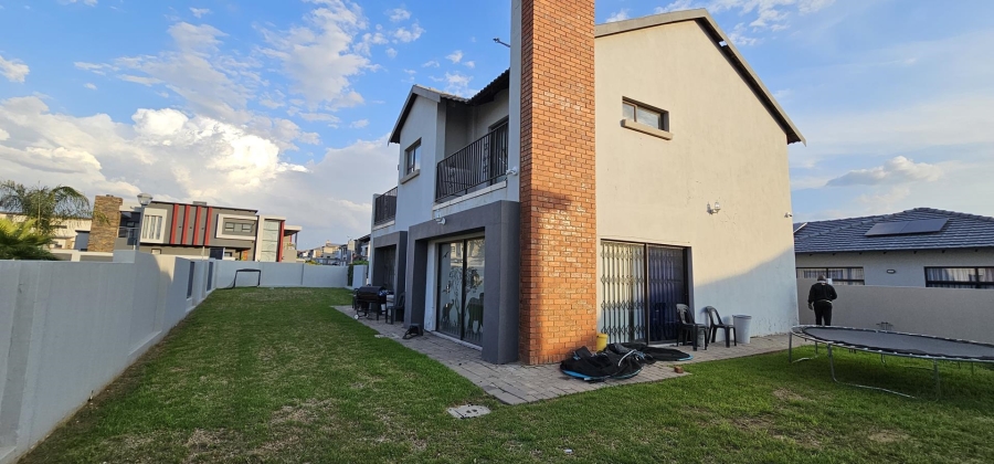 3 Bedroom Property for Sale in Zambezi Manor Lifestyle Estate Gauteng