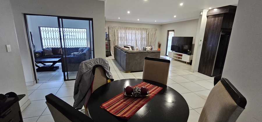 3 Bedroom Property for Sale in Zambezi Manor Lifestyle Estate Gauteng