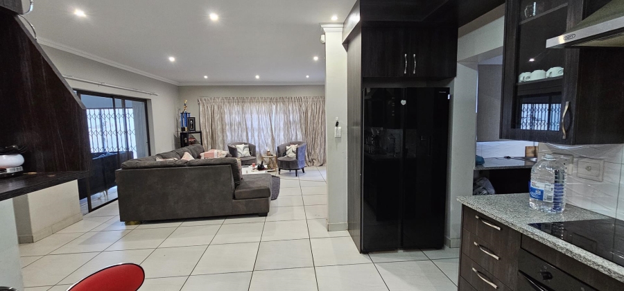 3 Bedroom Property for Sale in Zambezi Manor Lifestyle Estate Gauteng