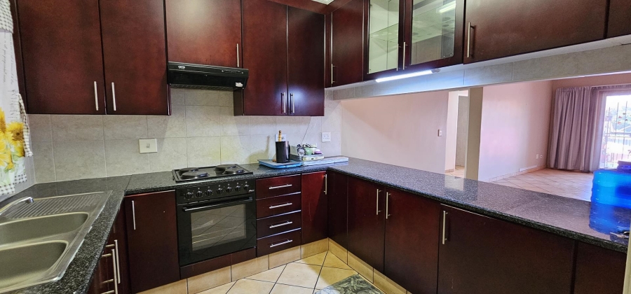 2 Bedroom Property for Sale in Kenleaf Gauteng