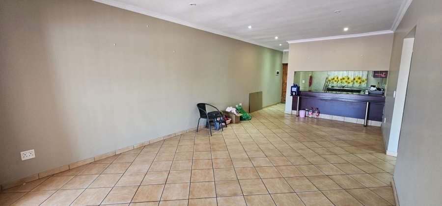 2 Bedroom Property for Sale in Kenleaf Gauteng