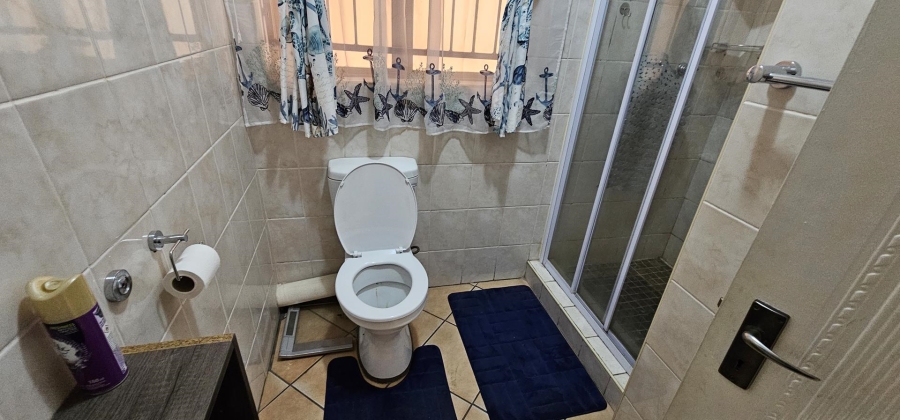 2 Bedroom Property for Sale in Kenleaf Gauteng