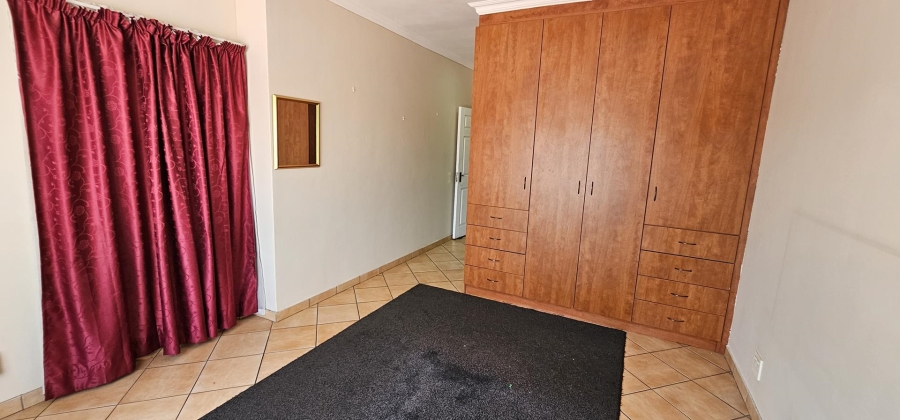 2 Bedroom Property for Sale in Kenleaf Gauteng