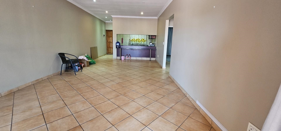 2 Bedroom Property for Sale in Kenleaf Gauteng