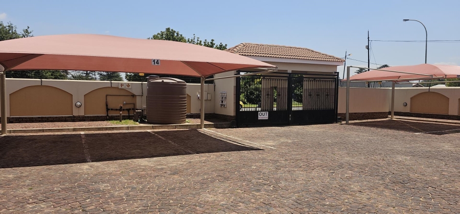 2 Bedroom Property for Sale in Kenleaf Gauteng