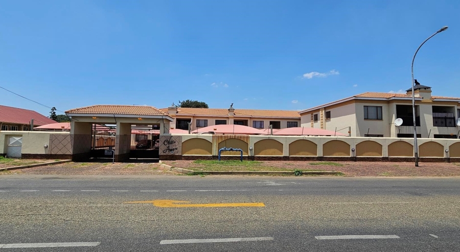 2 Bedroom Property for Sale in Kenleaf Gauteng