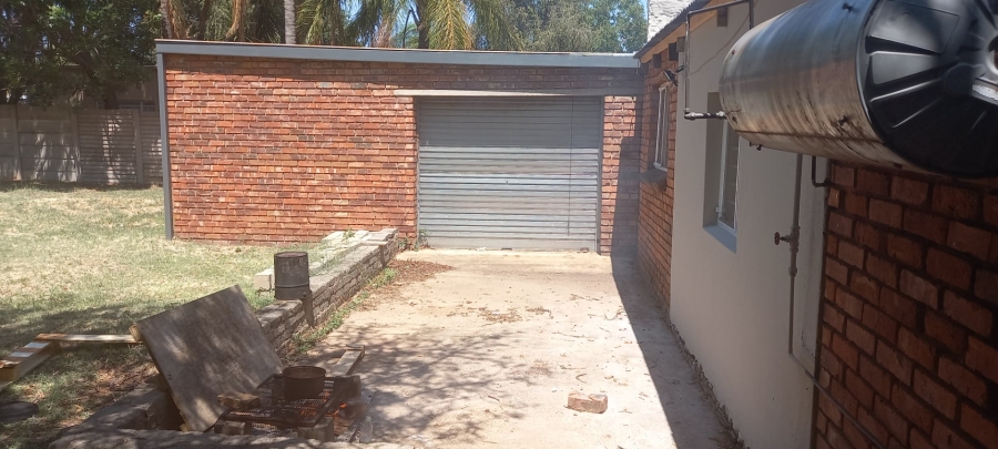 3 Bedroom Property for Sale in Eloffsdal Gauteng