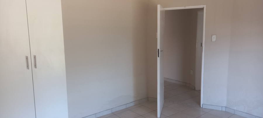 3 Bedroom Property for Sale in Eloffsdal Gauteng