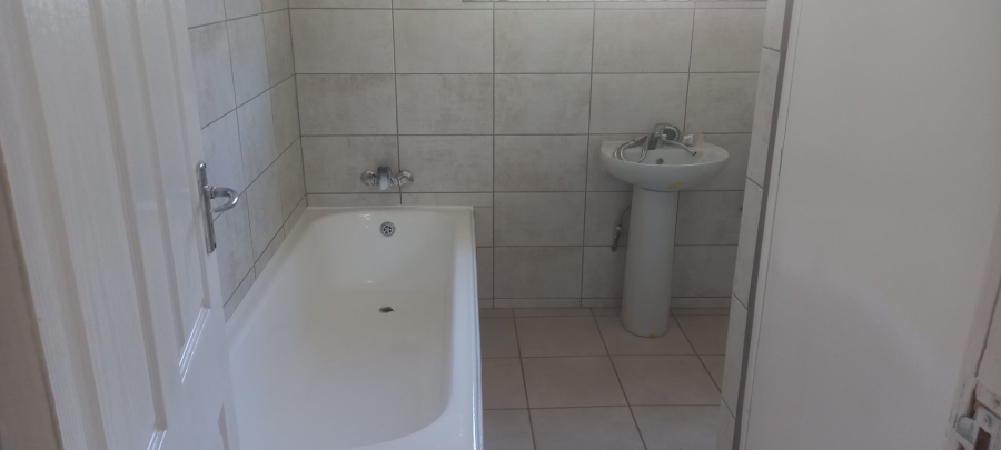 3 Bedroom Property for Sale in Eloffsdal Gauteng