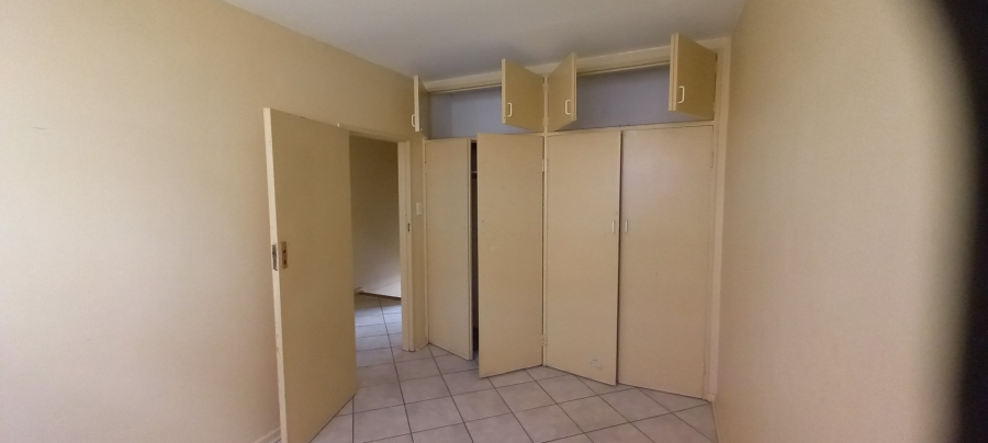 2 Bedroom Property for Sale in Gezina Gauteng