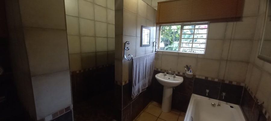 4 Bedroom Property for Sale in Parktown Estate Gauteng