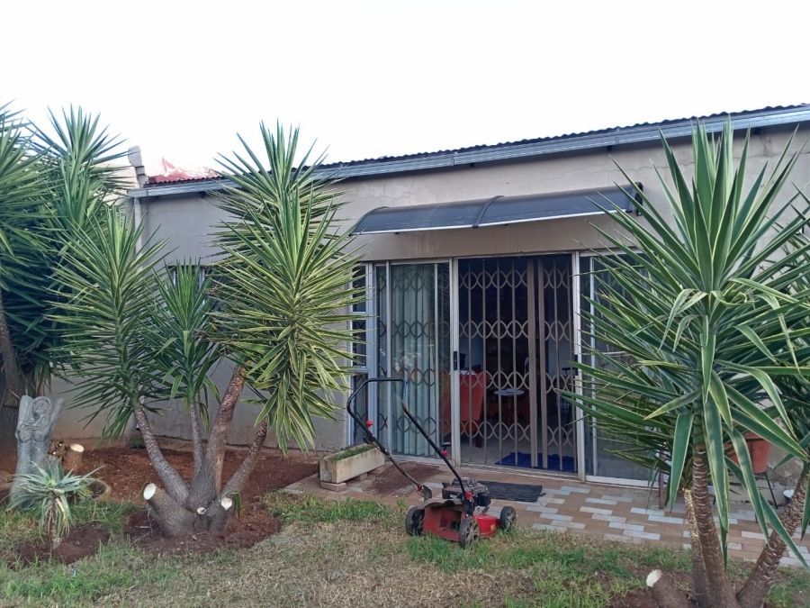 4 Bedroom Property for Sale in Delarey Gauteng