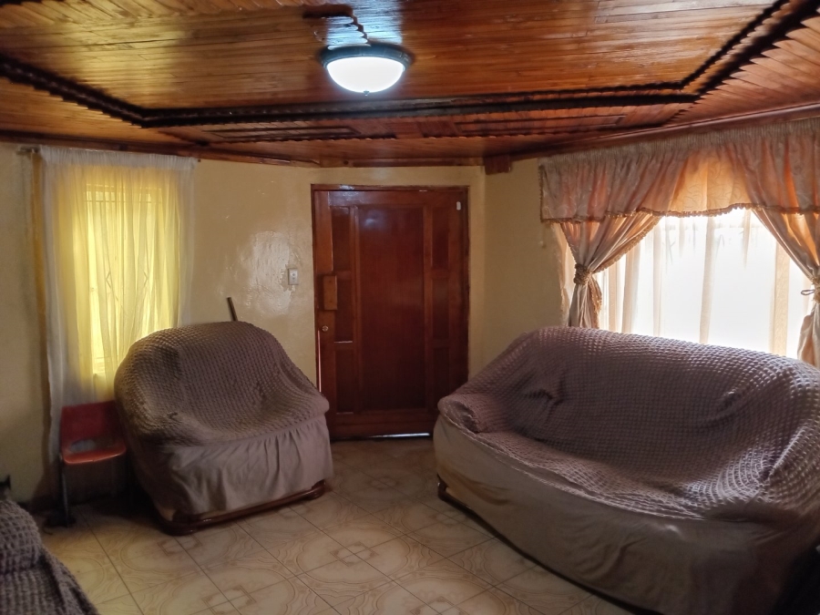 2 Bedroom Property for Sale in Etwatwa Gauteng