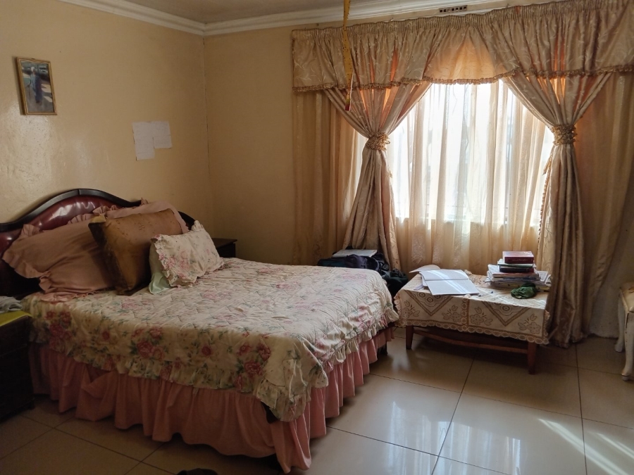 2 Bedroom Property for Sale in Etwatwa Gauteng