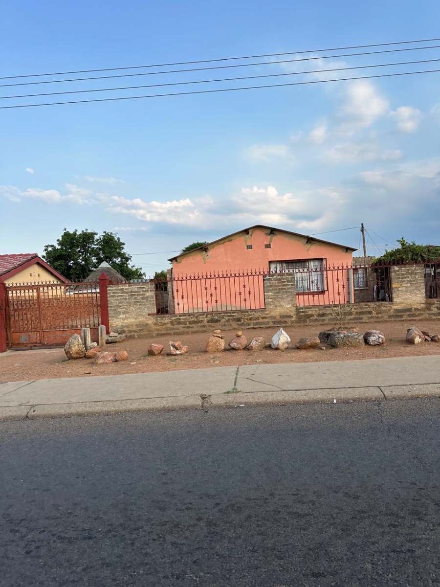 2 Bedroom Property for Sale in Tembisa Central Gauteng