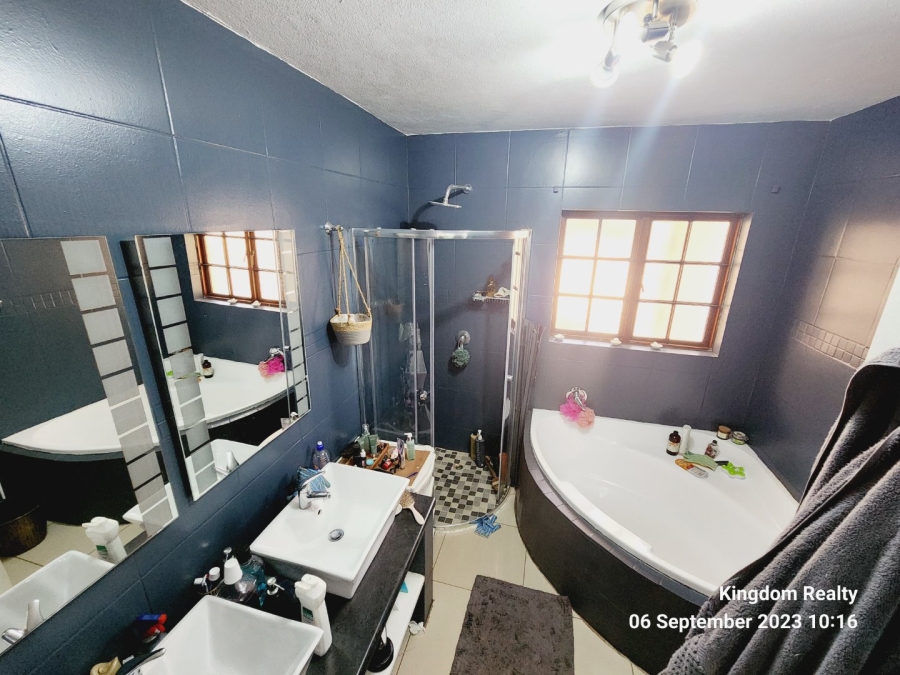 3 Bedroom Property for Sale in Moreleta Park Gauteng