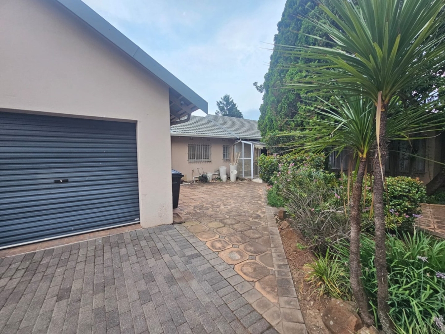 4 Bedroom Property for Sale in Atlasville Gauteng