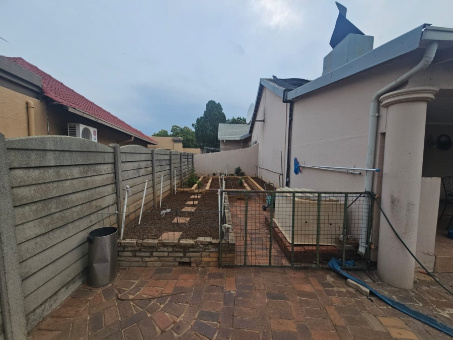 4 Bedroom Property for Sale in Atlasville Gauteng