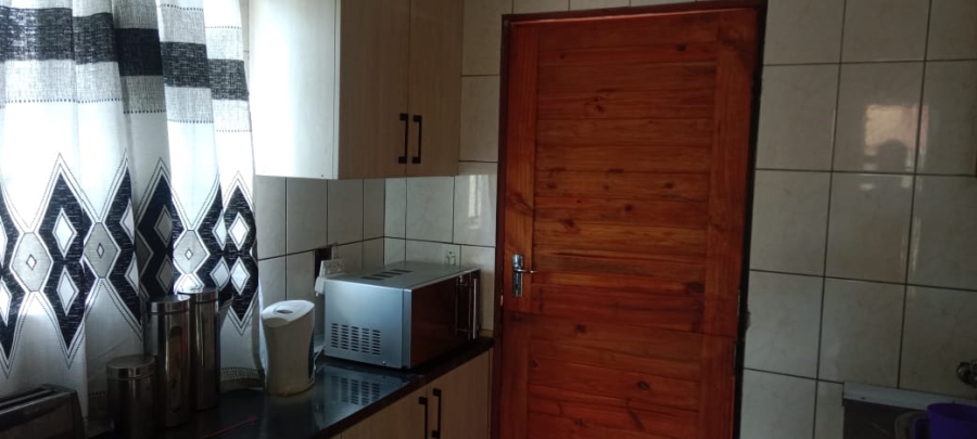 2 Bedroom Property for Sale in Kaalfontein Gauteng