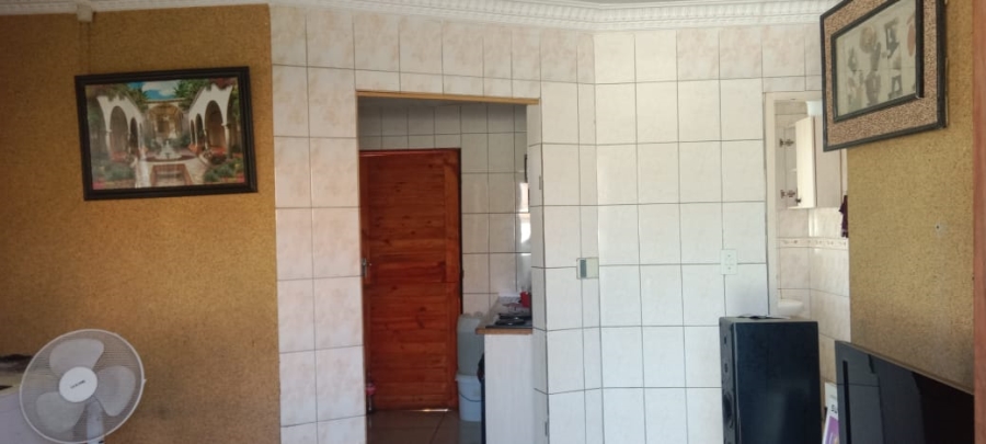 2 Bedroom Property for Sale in Kaalfontein Gauteng