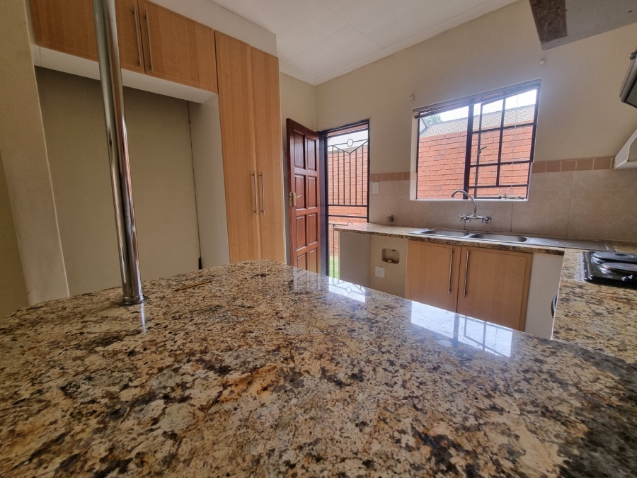 4 Bedroom Property for Sale in Mooikloof Ridge Gauteng