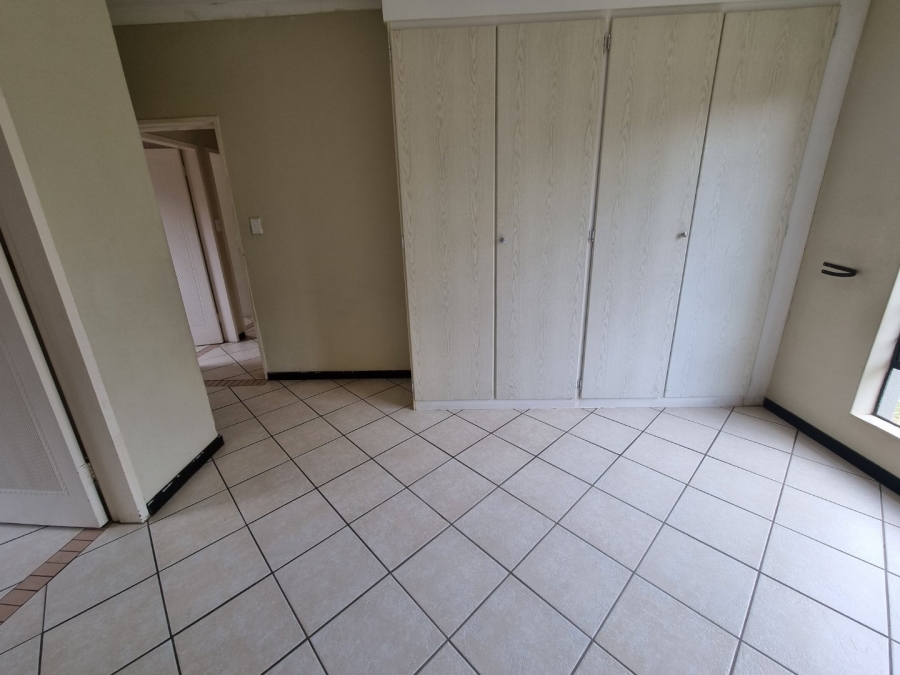 4 Bedroom Property for Sale in Mooikloof Ridge Gauteng