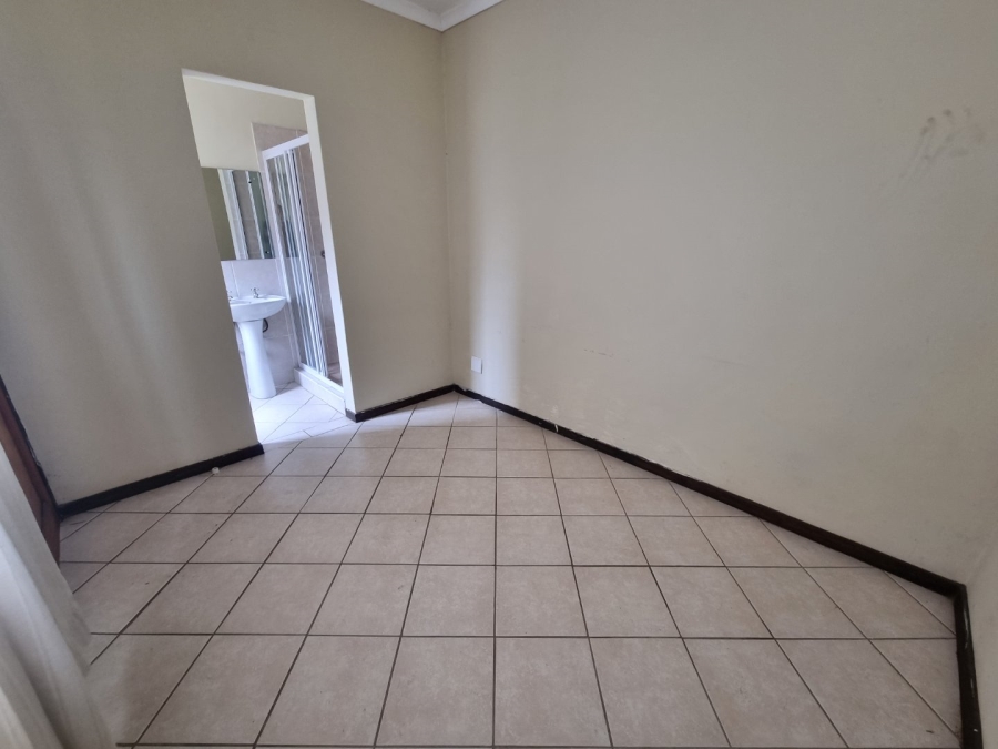 4 Bedroom Property for Sale in Mooikloof Ridge Gauteng