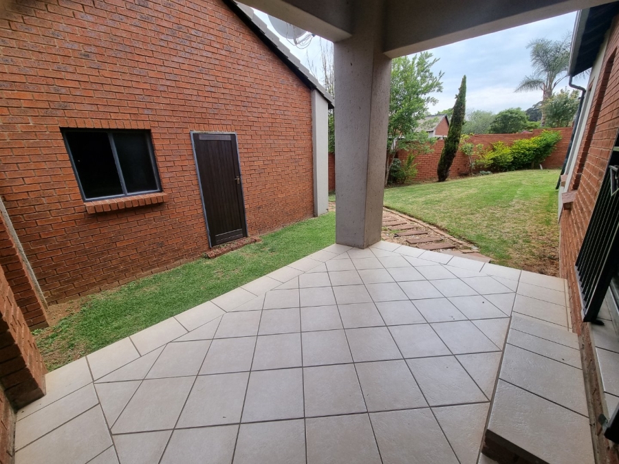 4 Bedroom Property for Sale in Mooikloof Ridge Gauteng