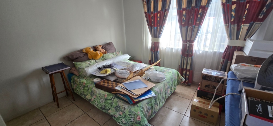 3 Bedroom Property for Sale in Strubenvale Gauteng