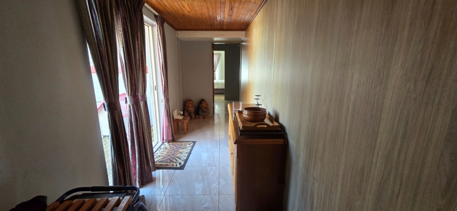 3 Bedroom Property for Sale in Strubenvale Gauteng