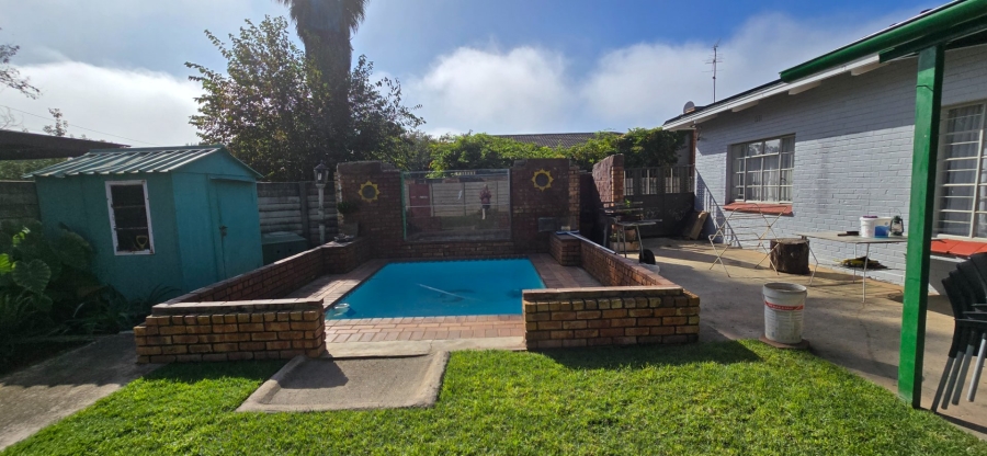 3 Bedroom Property for Sale in Strubenvale Gauteng
